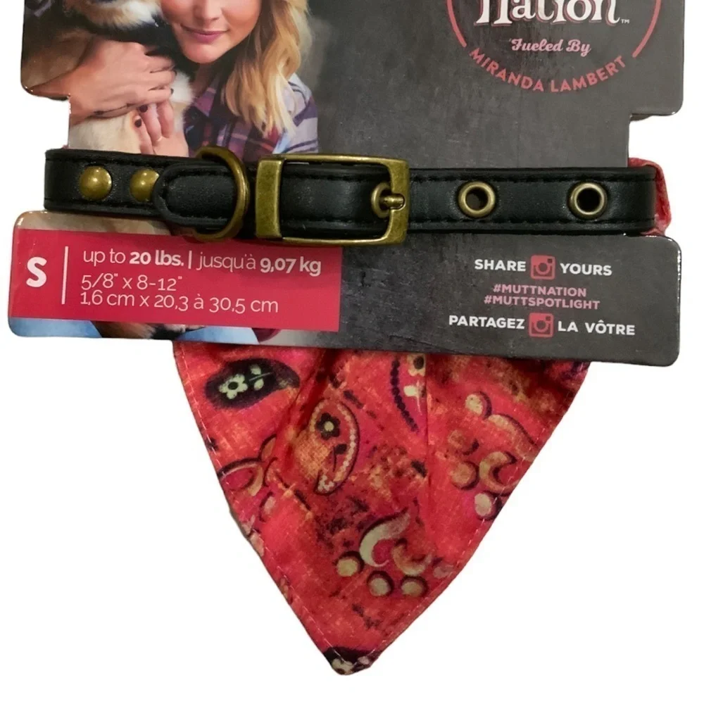 Mutt Nation Leather Collar Buckle with Slip on Bandana Small Up to 20 LB Pet